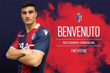 阿贾克斯客场4-2逆转卡拉巴克，收获本赛季欧冠首胜