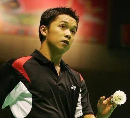 1-0,姆巴佩18岁弟弟神级停球后一剑封喉,率队4连胜,逼近法甲榜首