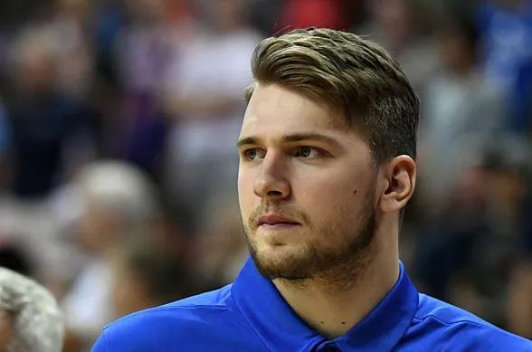 阿隆索：我相信我不是第一个必须经历这些情况的教练