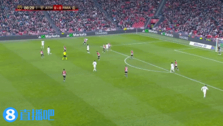 曼联更衣室内讧：拉什福德与滕哈格公开争吵