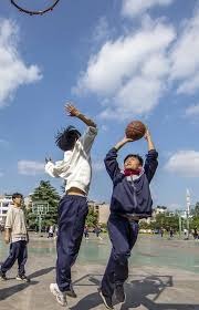 棒球与社会责任：大联盟通过慈善赛实现的全球品牌形象输出